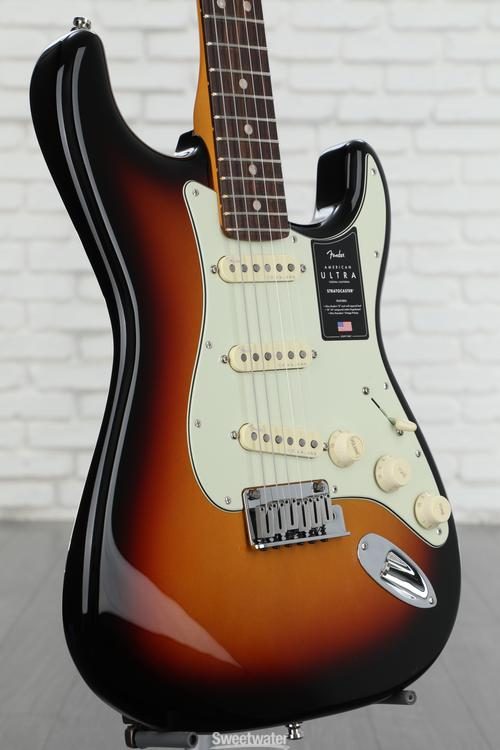 Fender American Ultra Stratocaster - Ultraburst with Rosewood Fingerboard