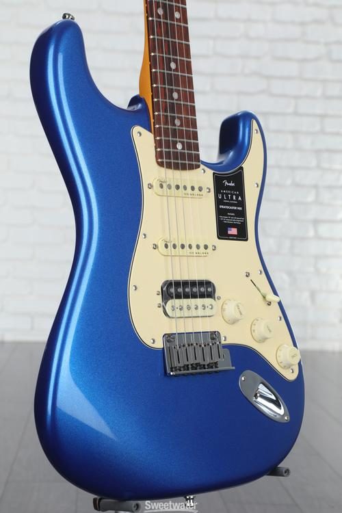 Fender American Ultra Stratocaster HSS - Cobra Blue with Rosewood  Fingerboard