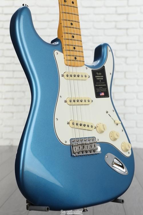 Fender American Vintage II 1973 Stratocaster Electric Guitar - Lake Placid  Blue
