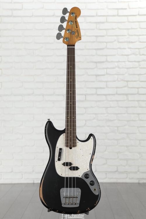 Fender JMJ Road Worn Mustang Bass - Black