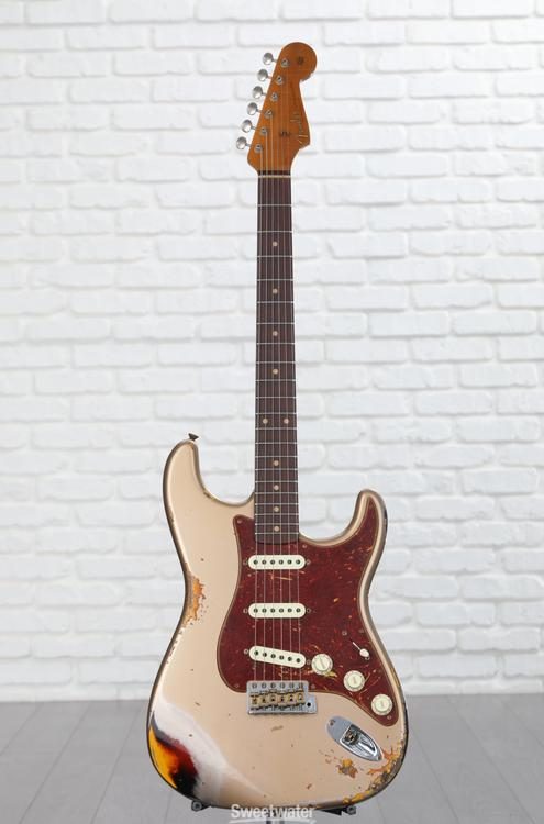 Fender Custom Shop Limited Edition '61 Stratocaster Heavy Relic - Aged  Shoreline Gold Over 3-color
