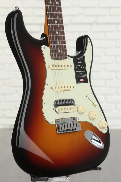 Fender American Ultra Stratocaster HSS - Ultraburst with Rosewood  Fingerboard