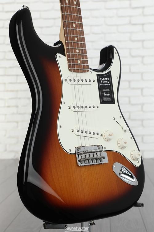Fender Player Stratocaster - 3-Tone Sunburst with Pau Ferro Fingerboard  Reviews