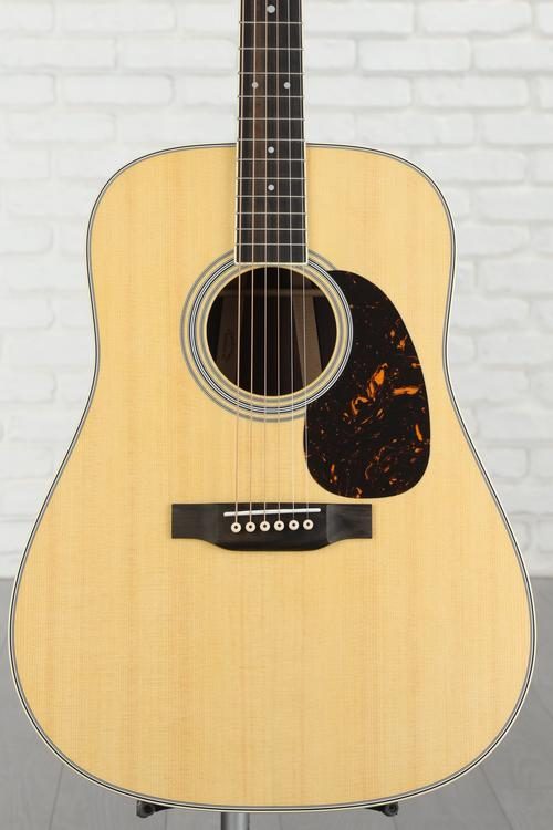 Martin D-35 Dreadnought Acoustic Guitar - Natural