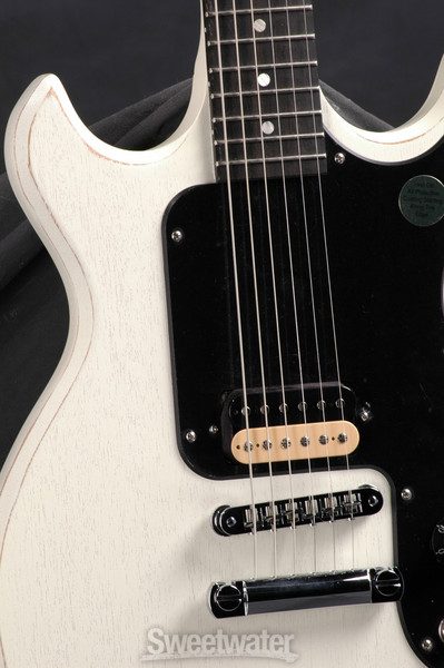 Gibson Joan Jett Melody Maker | Sweetwater Gibson Joan Jett Melody Maker | Sweetwater