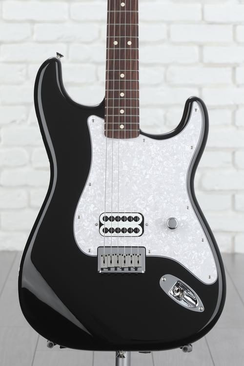 Fender Tom DeLonge Stratocaster Electric Guitar - Black Reviews