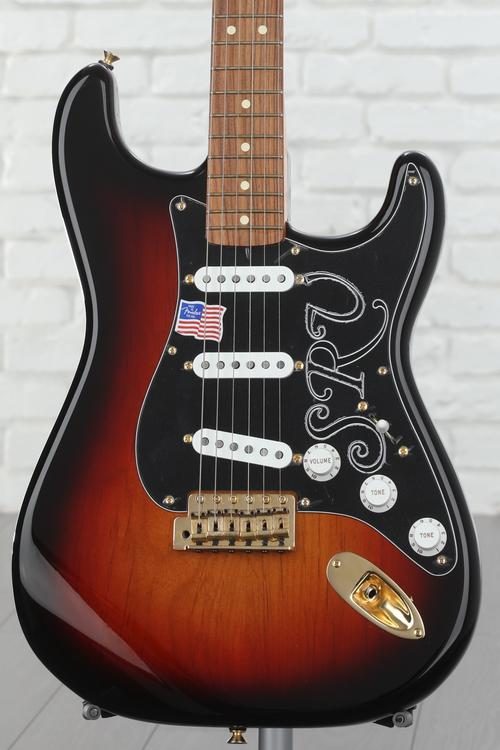 Fender Stevie Ray Vaughan Stratocaster - 3-Tone Sunburst Reviews