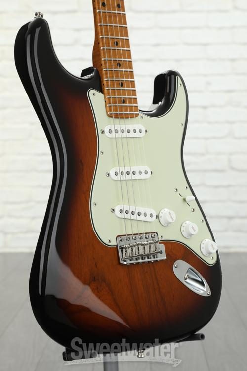 Custom Shop GT11 New Old Stock Stratocaster - 2-Tone Sunburst - Sweetwater Exclusive