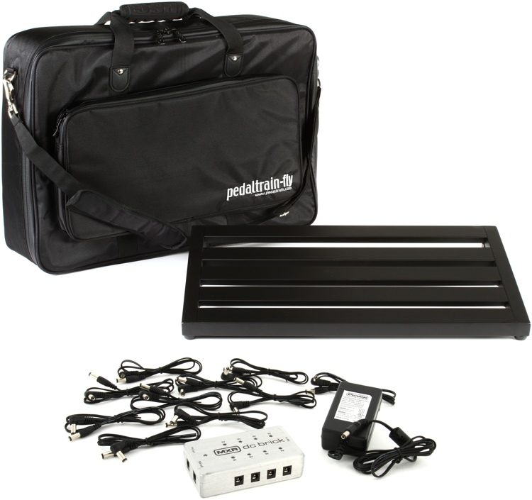 Sweetwater Pedalboard and Power Supply Bundle