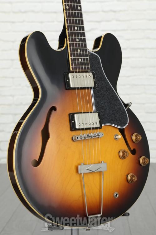 gibson es 330 with humbuckers