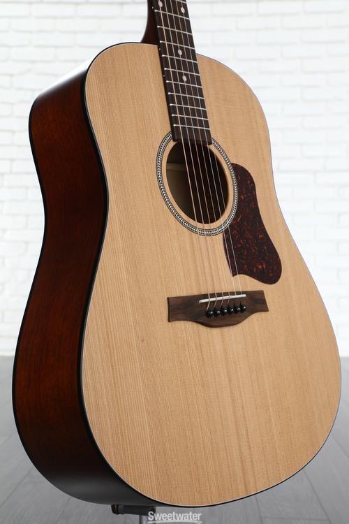 Seagull Guitars S6 Cedar Original Acoustic Guitar - Natural