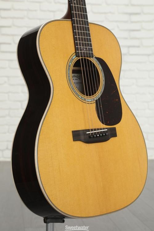 Martin 000-28 Brooke Ligertwood Signature Acoustic Guitar