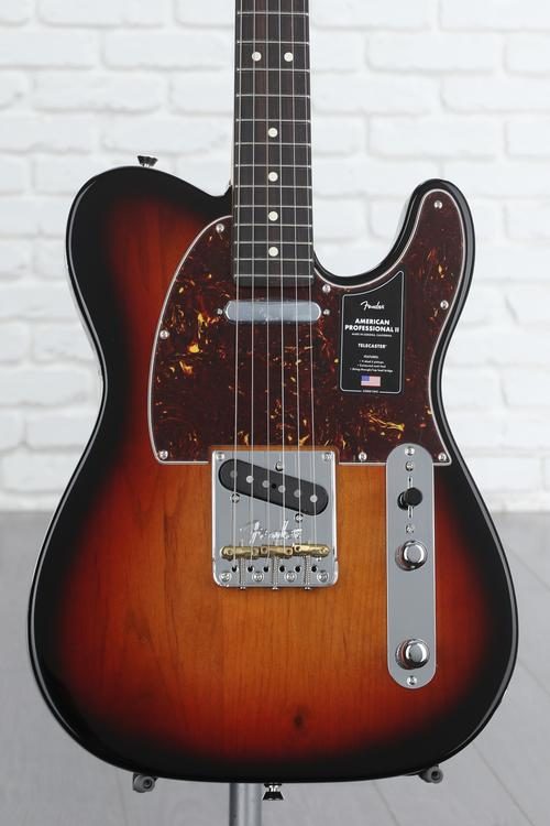 Fender American Professional II Telecaster - 3-color Sunburst with Rosewood  Fingerboard