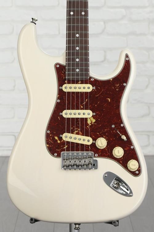 Fender Custom Shop American Custom Stratocaster Electric Guitar - Aged  White Blonde