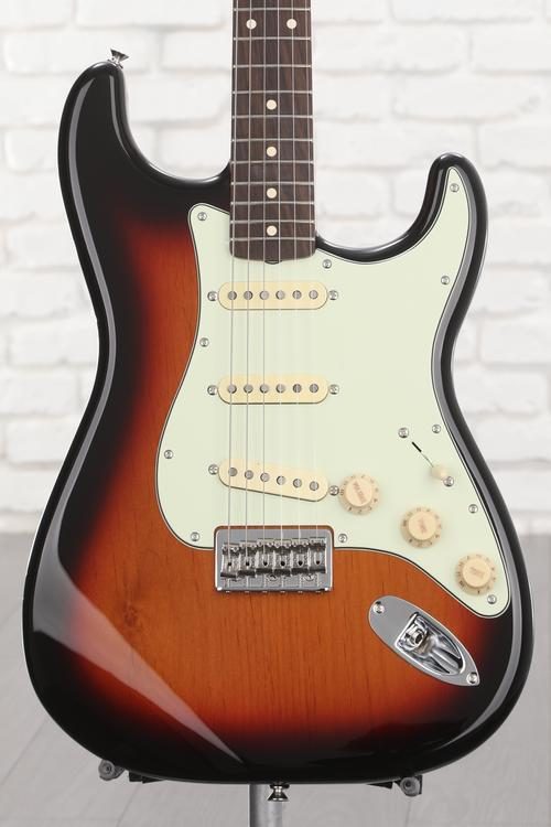 Fender Robert Cray Standard Stratocaster - 3-color Sunburst with