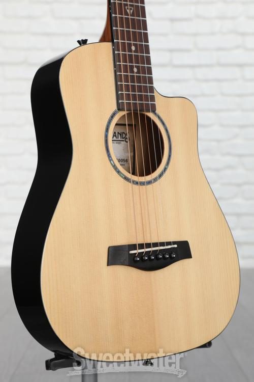 traveler guitar redlands mini