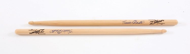 Vinnie colaiuta deals drumsticks