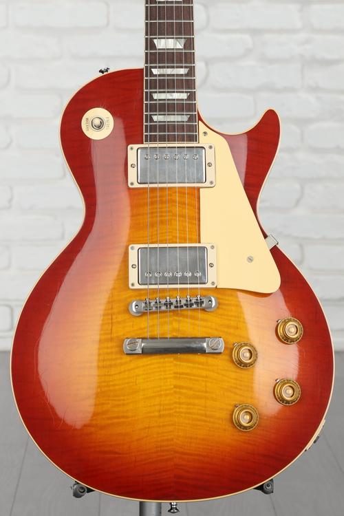 Gibson Custom 1959 Les Paul Standard Reissue Electric Guitar - Murphy Lab  Ultra Light Aged Sunrise Teaburst