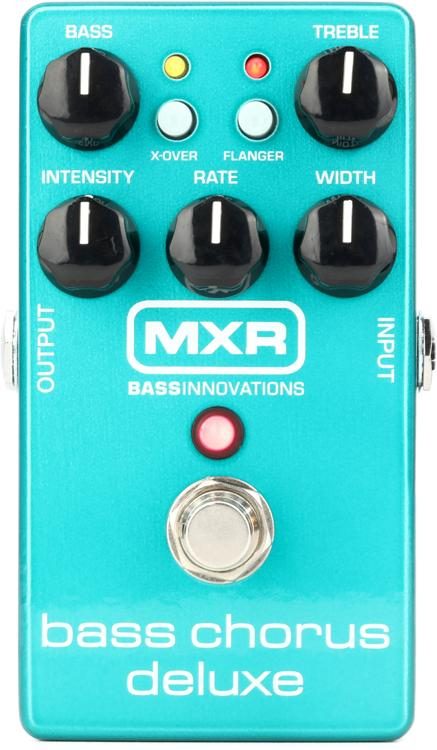 Andrew Halliday Zonnig Plasticiteit MXR M83 Bass Chorus Deluxe Pedal | Sweetwater