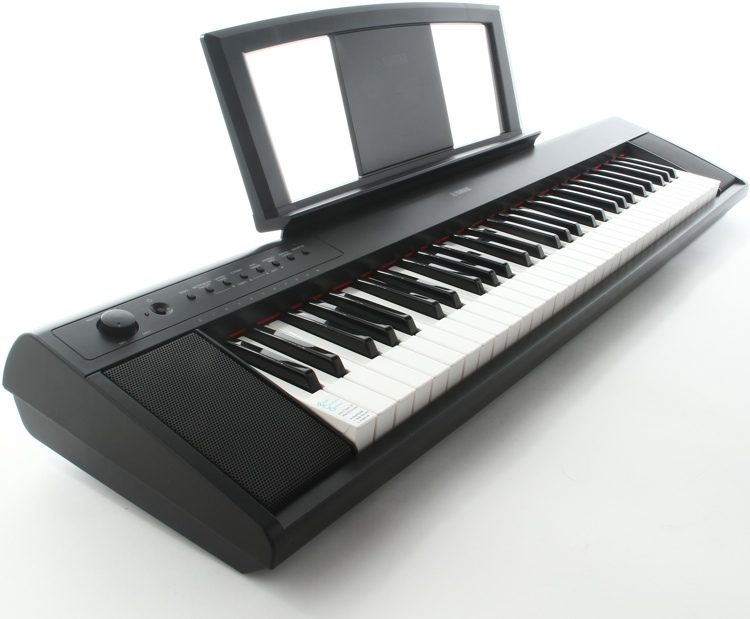 Yamaha Piaggero NP11 61-Key Piano with Speakers | Sweetwater