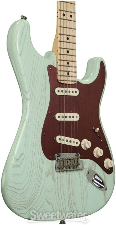 fender stratocaster rustic ash surf green