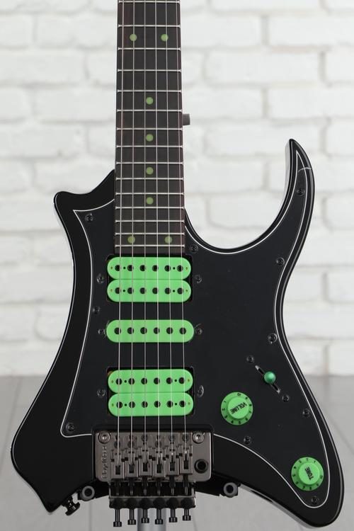 Traveler Guitar Vaibrant 88 Deluxe - Cosmic Black | Sweetwater