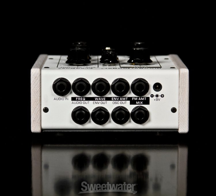 Moog Moogerfooger MF-107 FreqBox - Limited Edition White-on-White