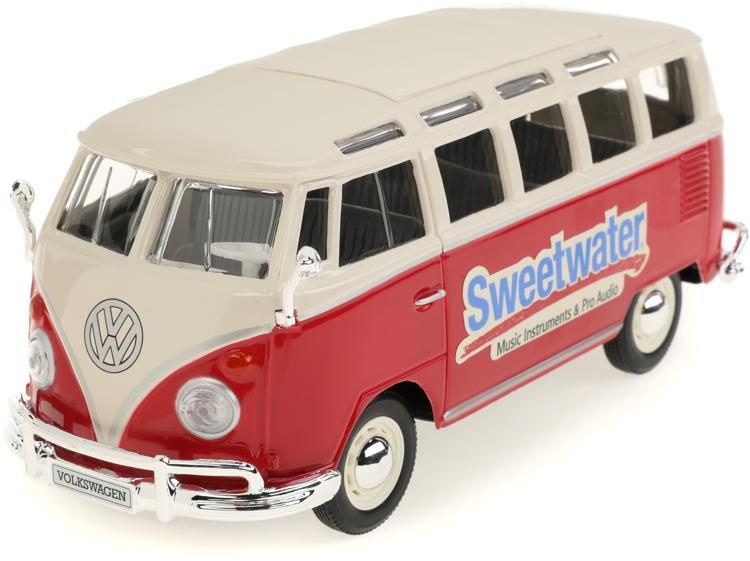 1/24 VOLKSWAGEN VAN Michigan