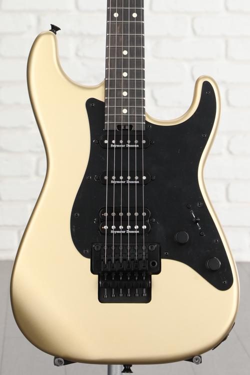 Charvel Pro-Mod So-Cal Style 1 HSS FR E Electric Guitar - Pharaoh