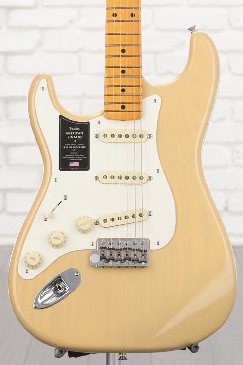 Fender American Vintage II 1957 Stratocaster Left-handed Electric Guitar -  Vintage Blonde