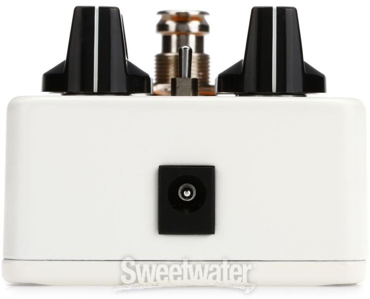 Neo Instruments micro Vent 16 Rotary Speaker Simulator Pedal | Sweetwater