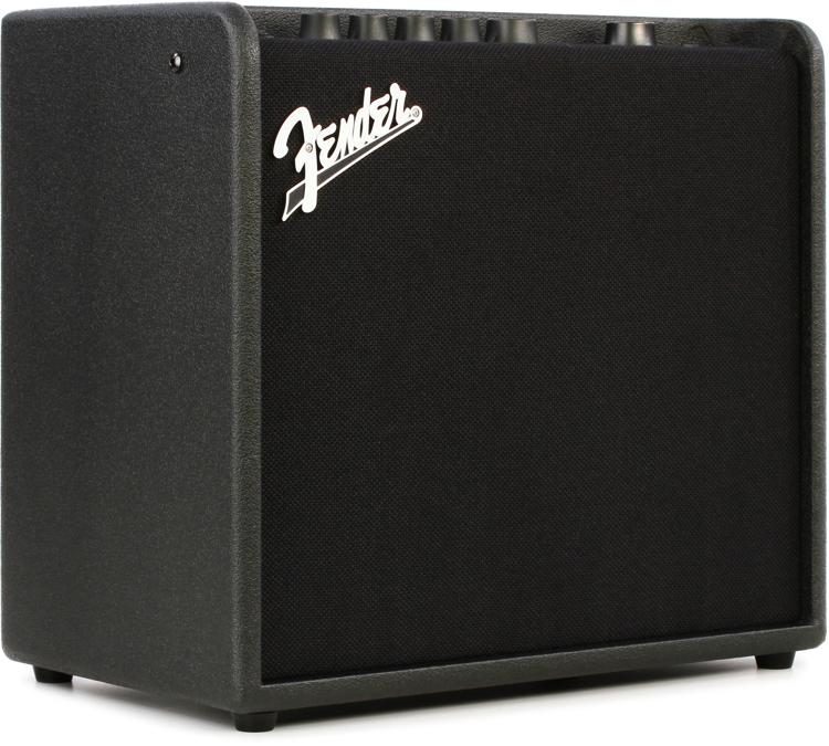 Fender Mustang 1 V2 >> Fender Mustang Lt 25 25 Watt 1x8 Combo Sweetwater Fender Mustang 1 V2 >> Fender Mustang Lt 25 25 Watt 1x8 Combo Sweetwater