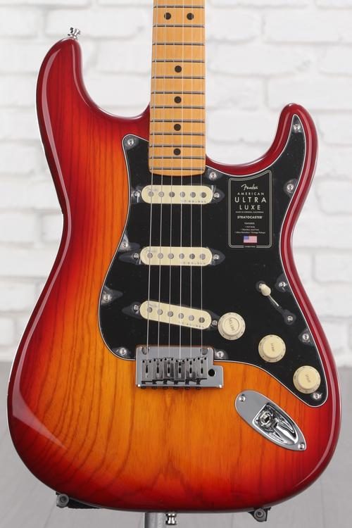 Fender American Ultra Luxe Stratocaster - Plasma Red Burst with Maple ...