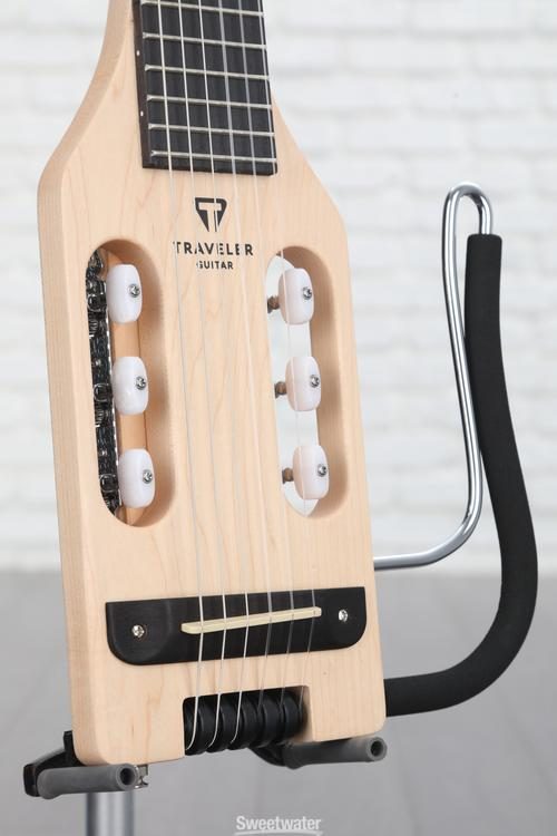 traveler guitar ultra light nylon natural