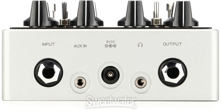 Darkglass Microtubes B7K Ultra V2 Bass Preamp Pedal with Aux In | Sweetwater
