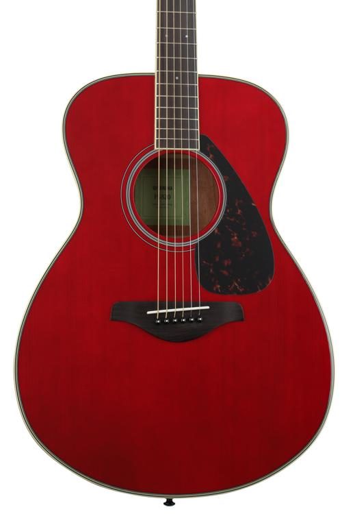 Yamaha FS820 Concert - Ruby Red | Sweetwater