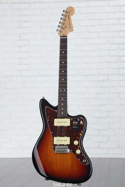 Fender American Performer Jazzmaster - 3-Tone Sunburst with Rosewood  Fingerboard