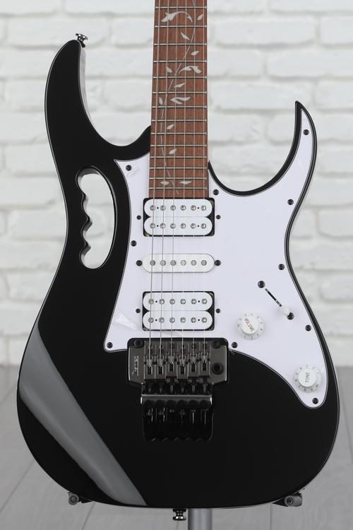 Guitar with deals handle in body