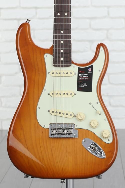 Fender American Performer Stratocaster - Honeyburst with Rosewood  Fingerboard