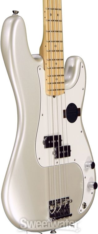 fender precision bass blizzard pearl