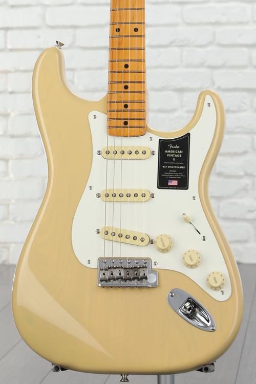 Blonde stratocaster outlet