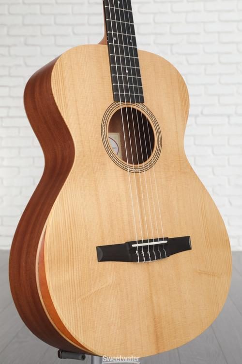 Taylor Academy 12-N Nylon String Acoustic Guitar - Natural