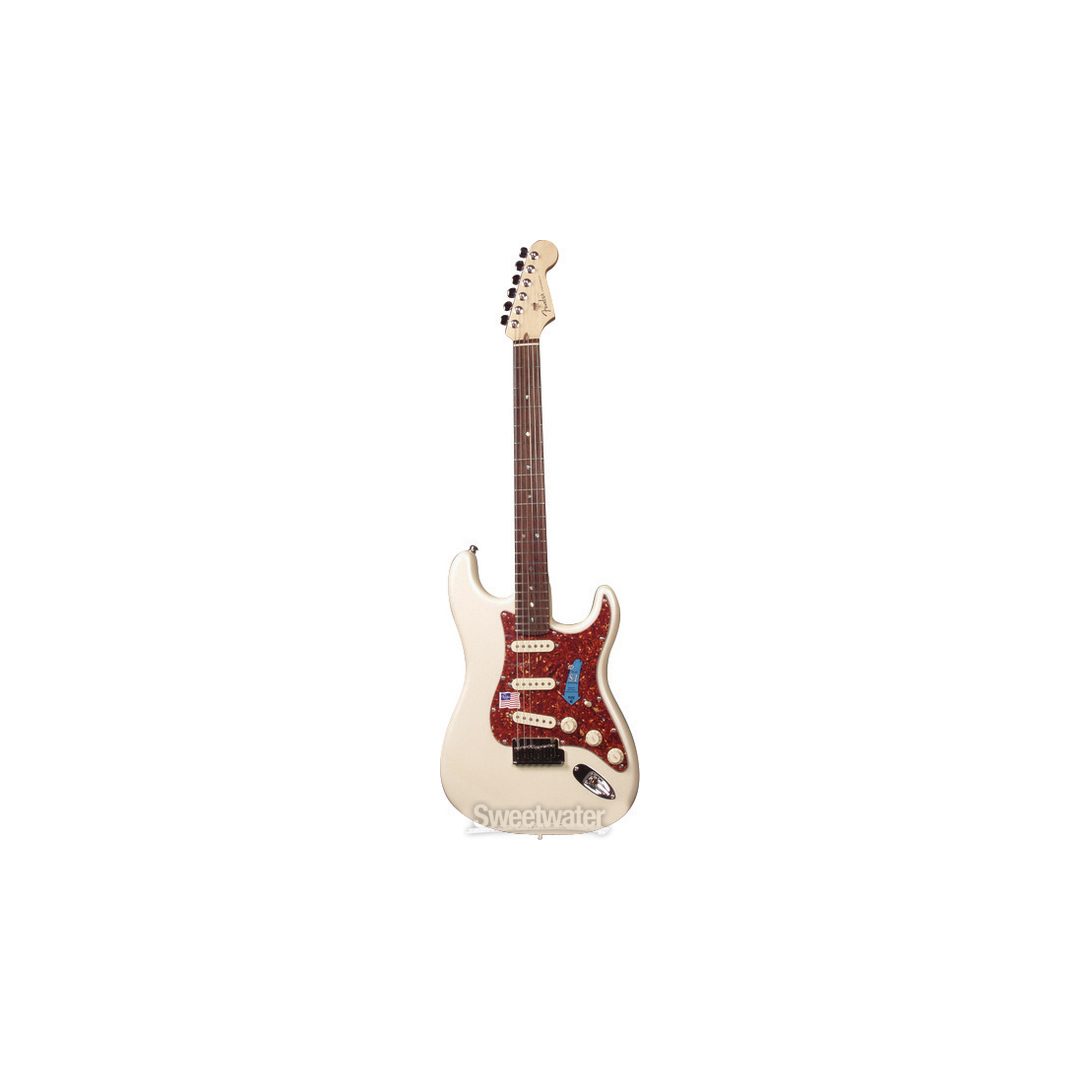Fender American Deluxe Stratocaster - Olympic White Pearl | Sweetwater