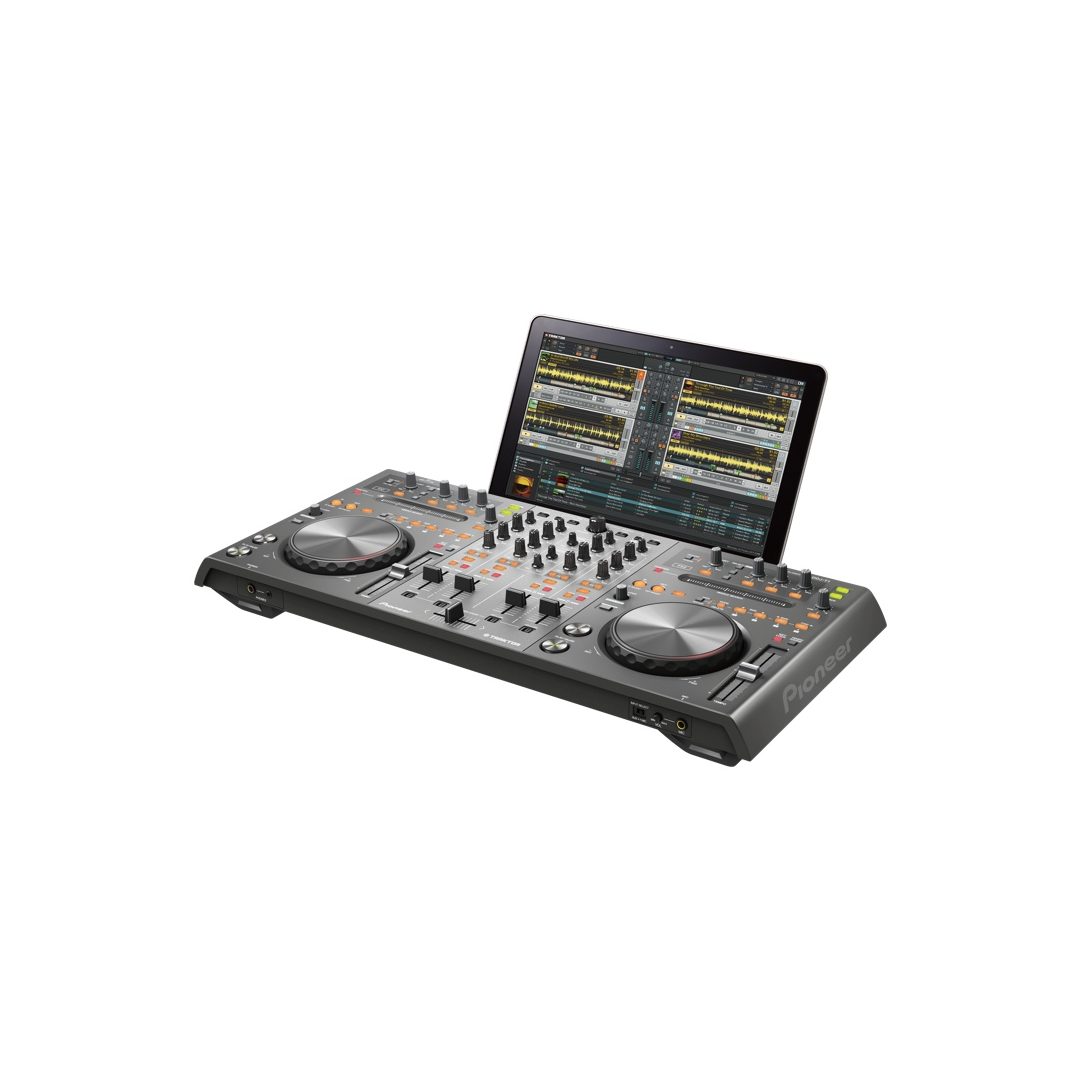 Pioneer DJ DDJ-T1 Traktor DJ Controller | Sweetwater