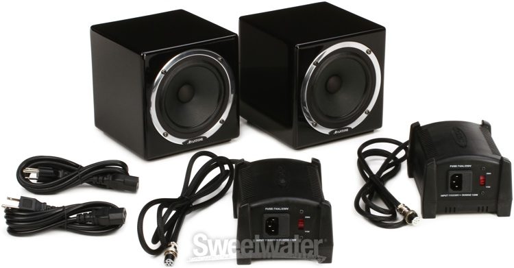 Avantone Pro Active MixCubes 5.25 inch Powered Studio Monitor Pair - Gloss  Black