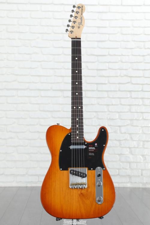 豪奢な Fender Performer Telecaster RW Honey Burst ギター