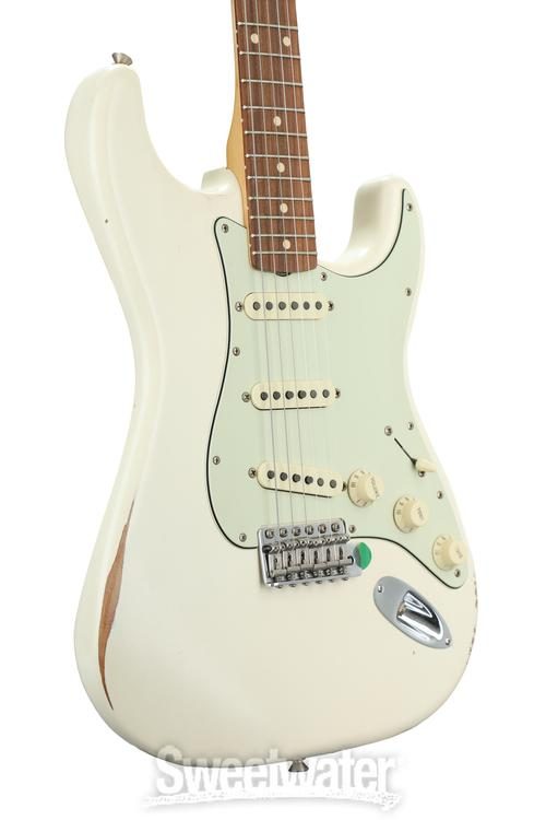 Fender Road Worn '60s Stratocaster Olympic White with Pau Ferro  Fingerboard Sweetwater