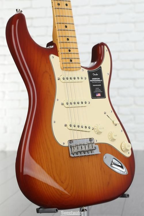 Fender American Professional II Stratocaster - Sienna Sunburst