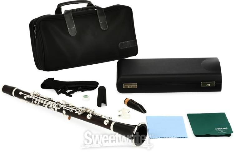 Yamaha YCL-650 Professional Bb Clarinet with Silver-plated Keys