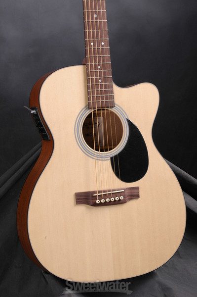 Martin OMC-1E | Sweetwater